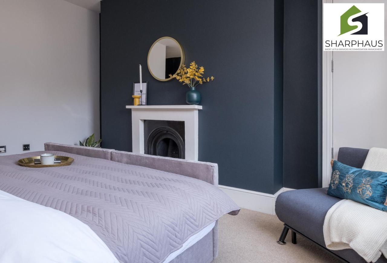 Apartment Characterful 2-bed Flat On A Quiet Tree-lined Road By Sharphaus Short Lets & Serviced Management